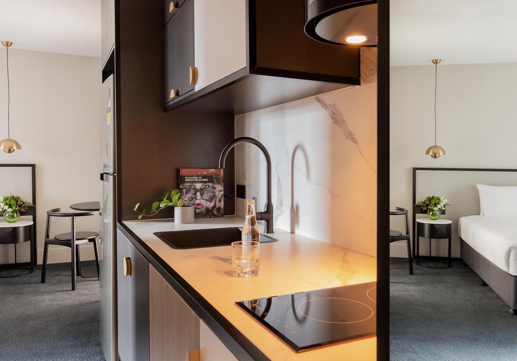 Brady Hotels Jones Lane Melbourne Exteriör bild